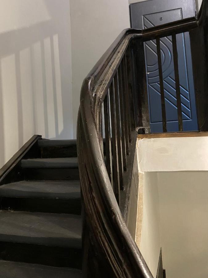 Апартаменти Королівські На Вулиці Лесі Українки 19 Lviv Exteriör bild