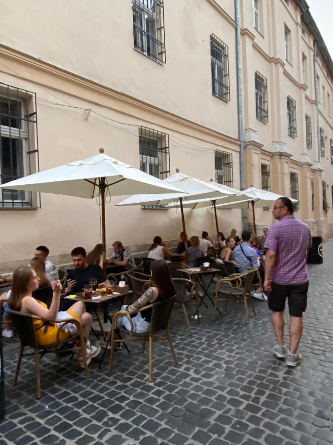 Апартаменти Королівські На Вулиці Лесі Українки 19 Lviv Exteriör bild