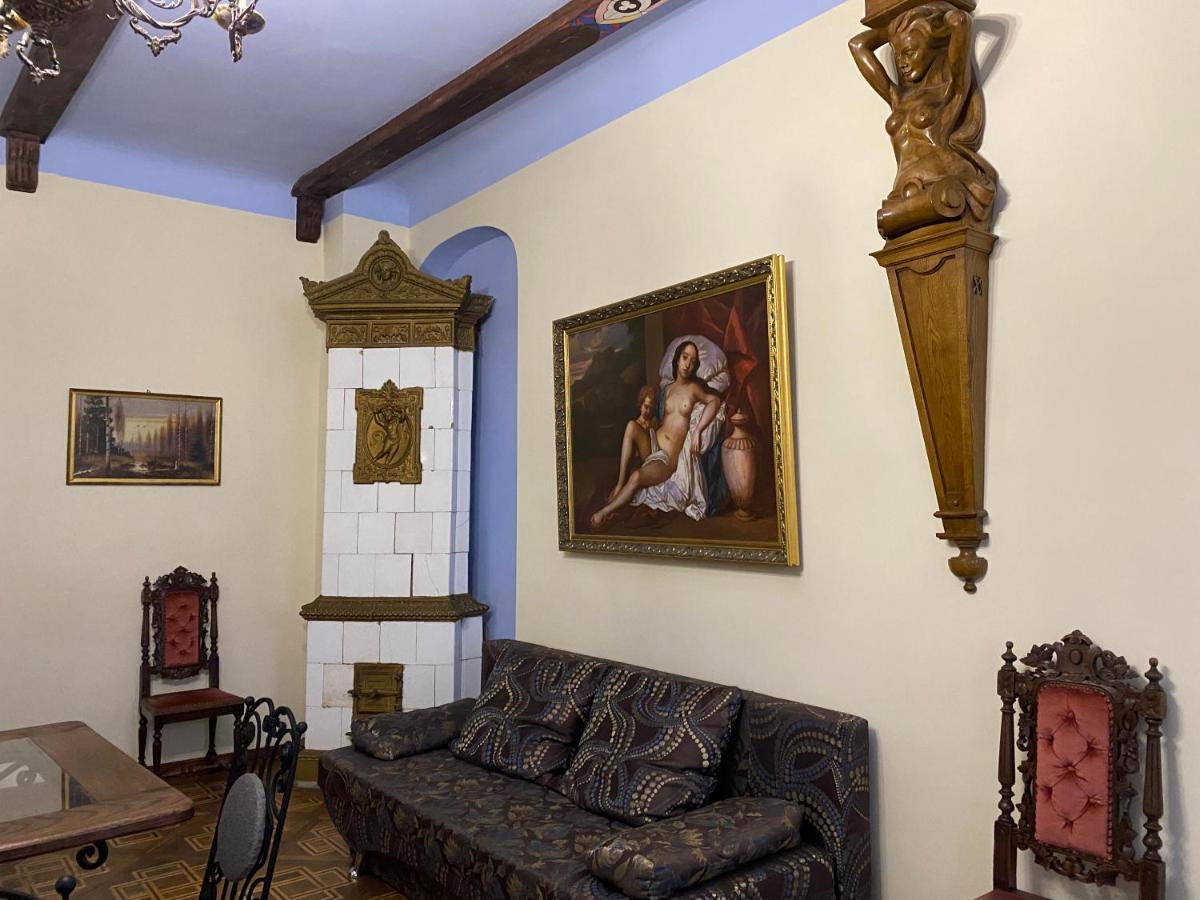 Апартаменти Королівські На Вулиці Лесі Українки 19 Lviv Exteriör bild