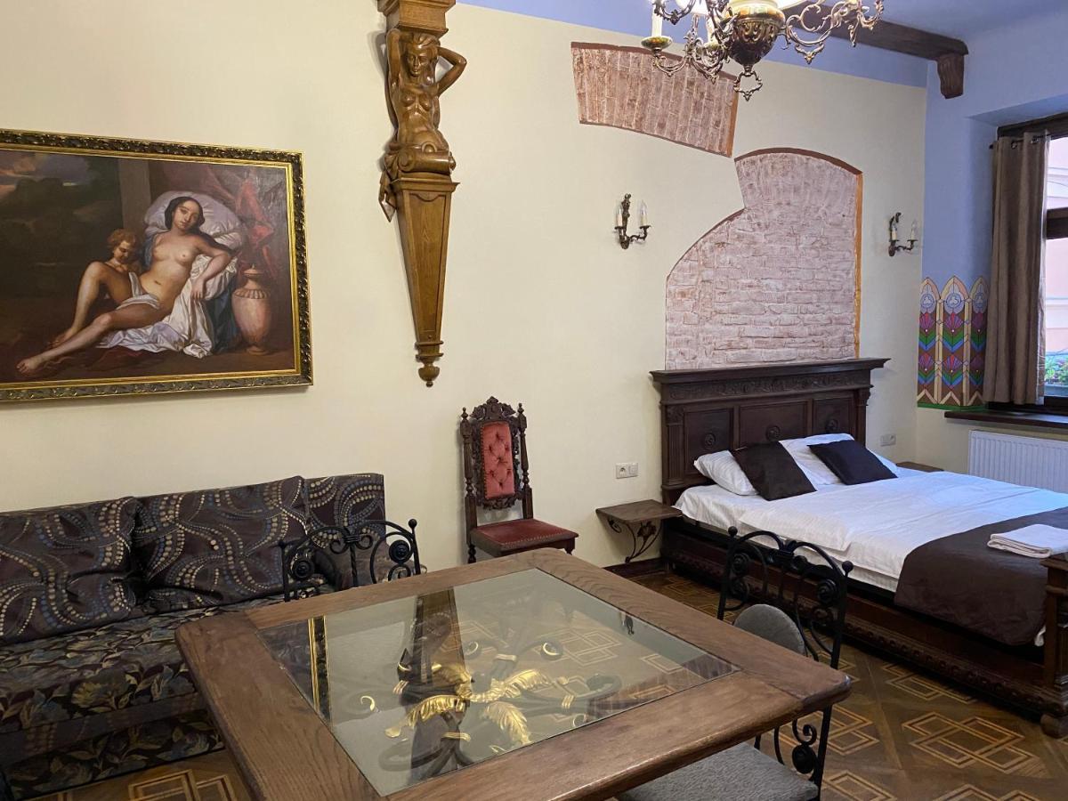 Апартаменти Королівські На Вулиці Лесі Українки 19 Lviv Exteriör bild