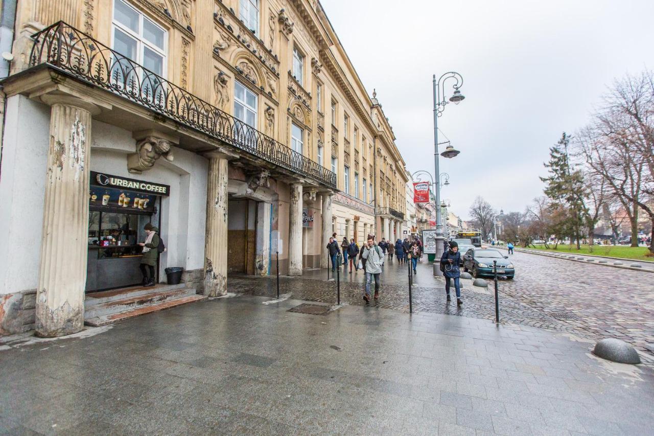 Апартаменти Королівські На Вулиці Лесі Українки 19 Lviv Exteriör bild